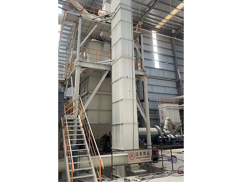 NE板鏈?zhǔn)教嵘龣C(jī)